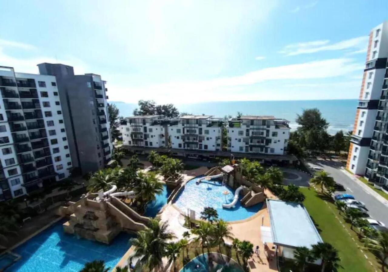 Nature Home 2 - Swiss Garden Resort Residences Beachfront Villa Kuantan Exterior foto